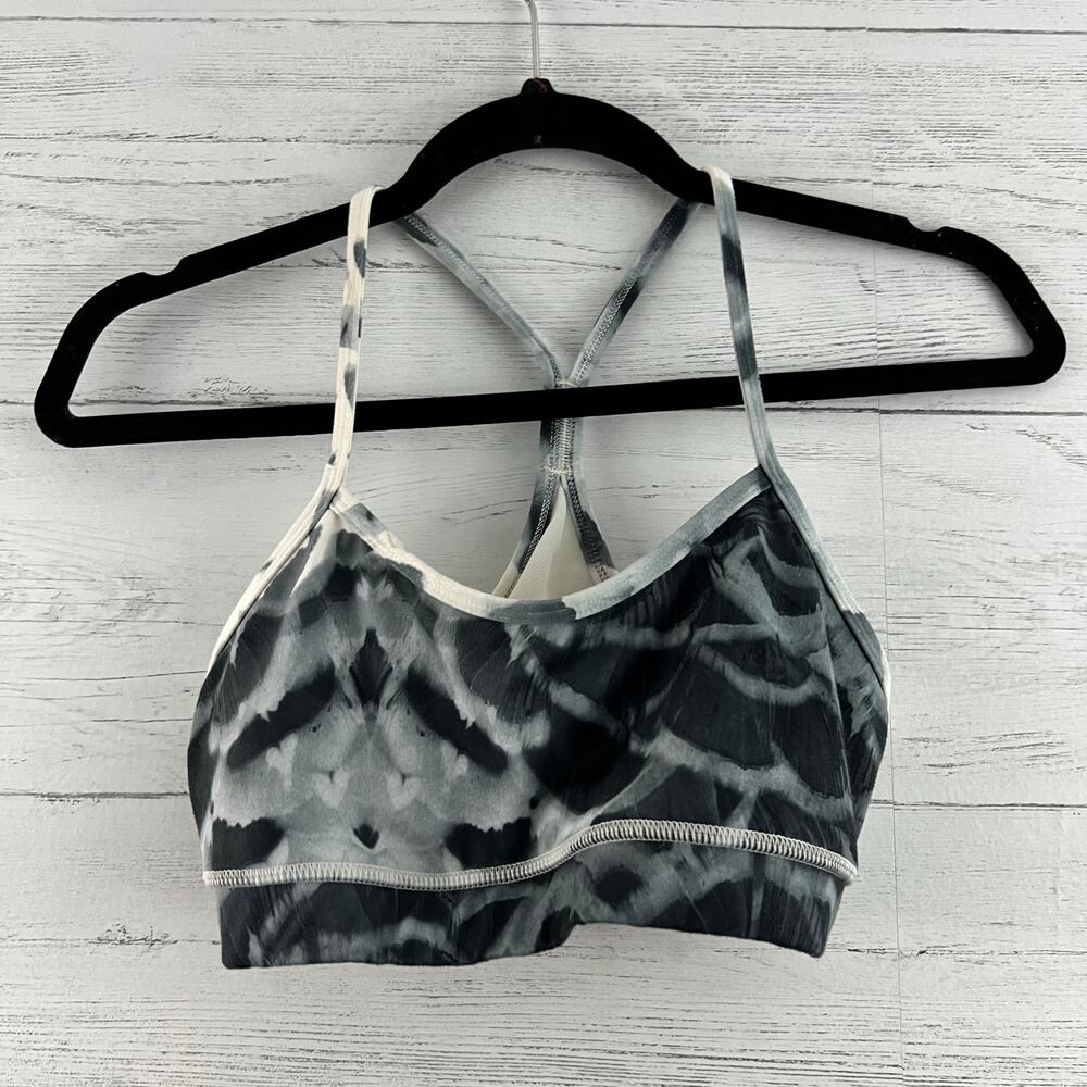 Lululemon Flow Y Bra in Pretty Plume Angel Wing‎ Black Size 6